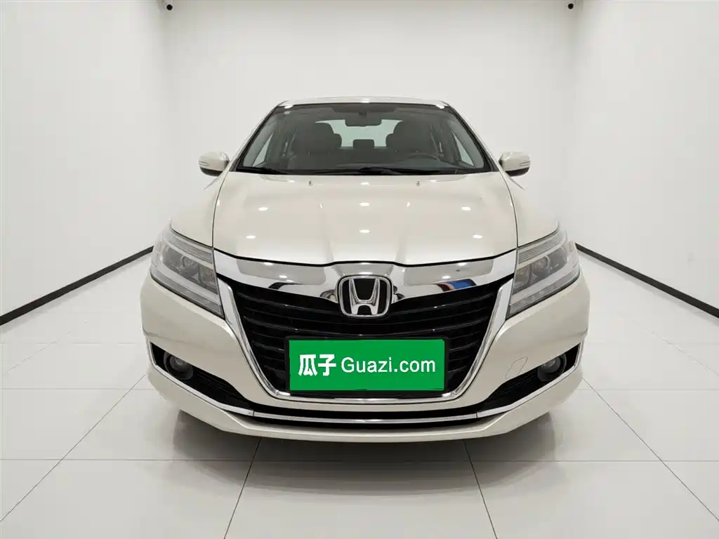 Crider 1.8 L CVT Luxury