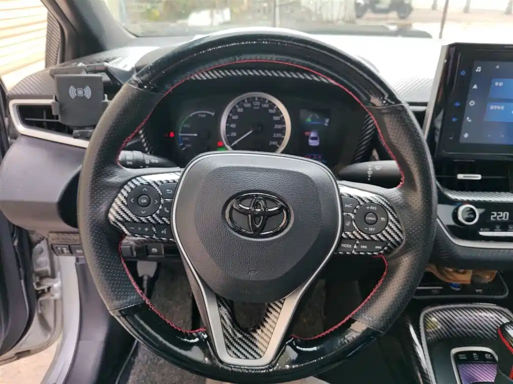 Levin Dual Engine 1.8 H E-CVT Luxury