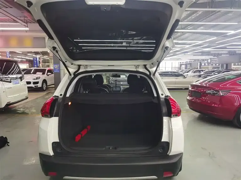 Peugeot 2008 2014 1.6 L Auto Trendy