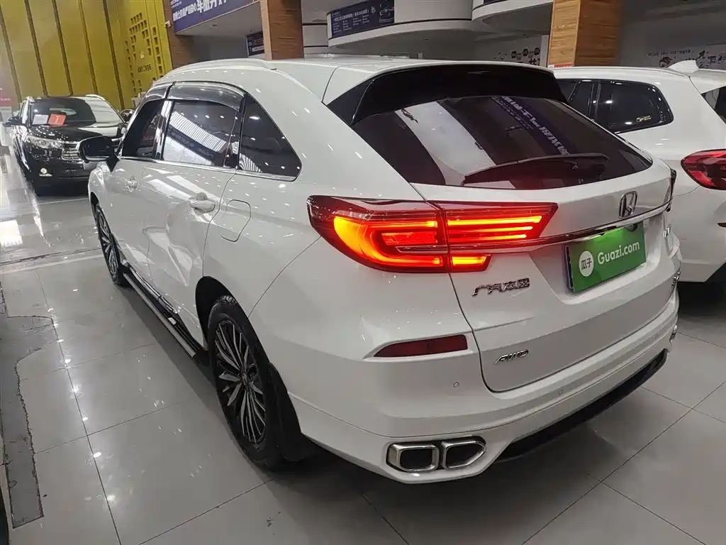 Avancier 370 TURBO 4 WD Premium