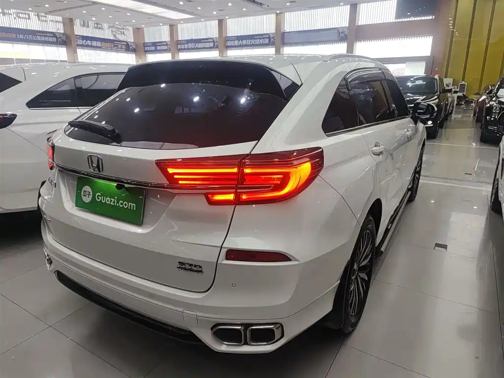 Avancier 370 TURBO 4 WD Premium