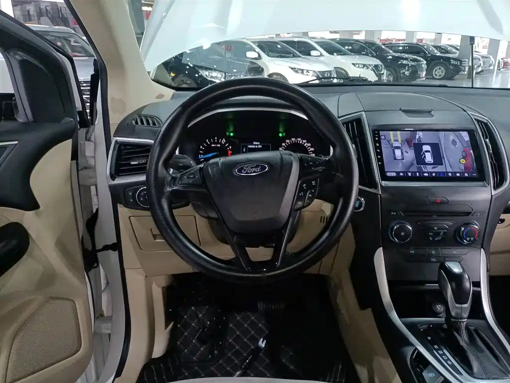 Edge EcoBoost 245 2 WD Elite Sharp 5-seat CN-V