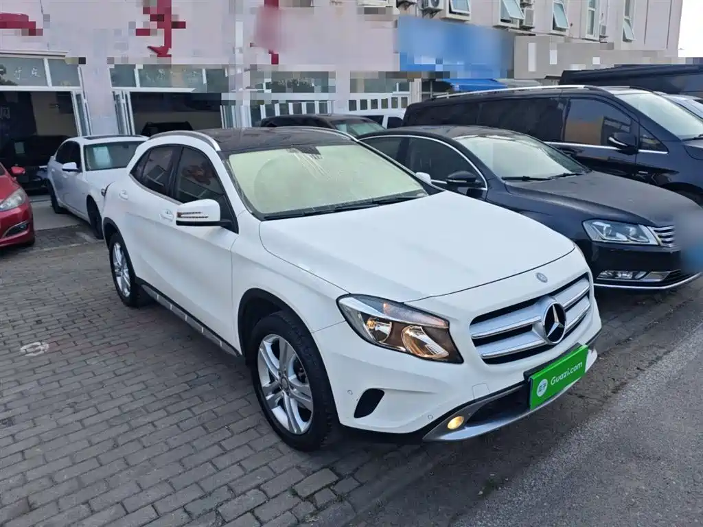 Mercedes-Benz GLA GLA 200 Dynamic