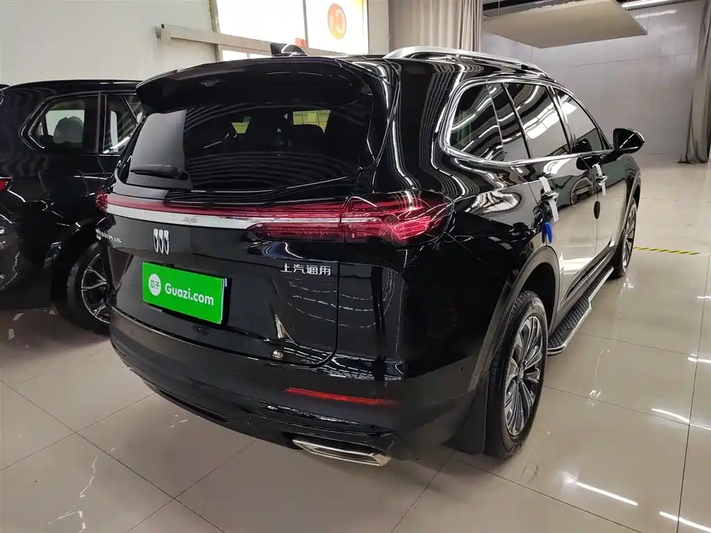 Envision Plus Envision Plus 28 T 2 WD Platinum