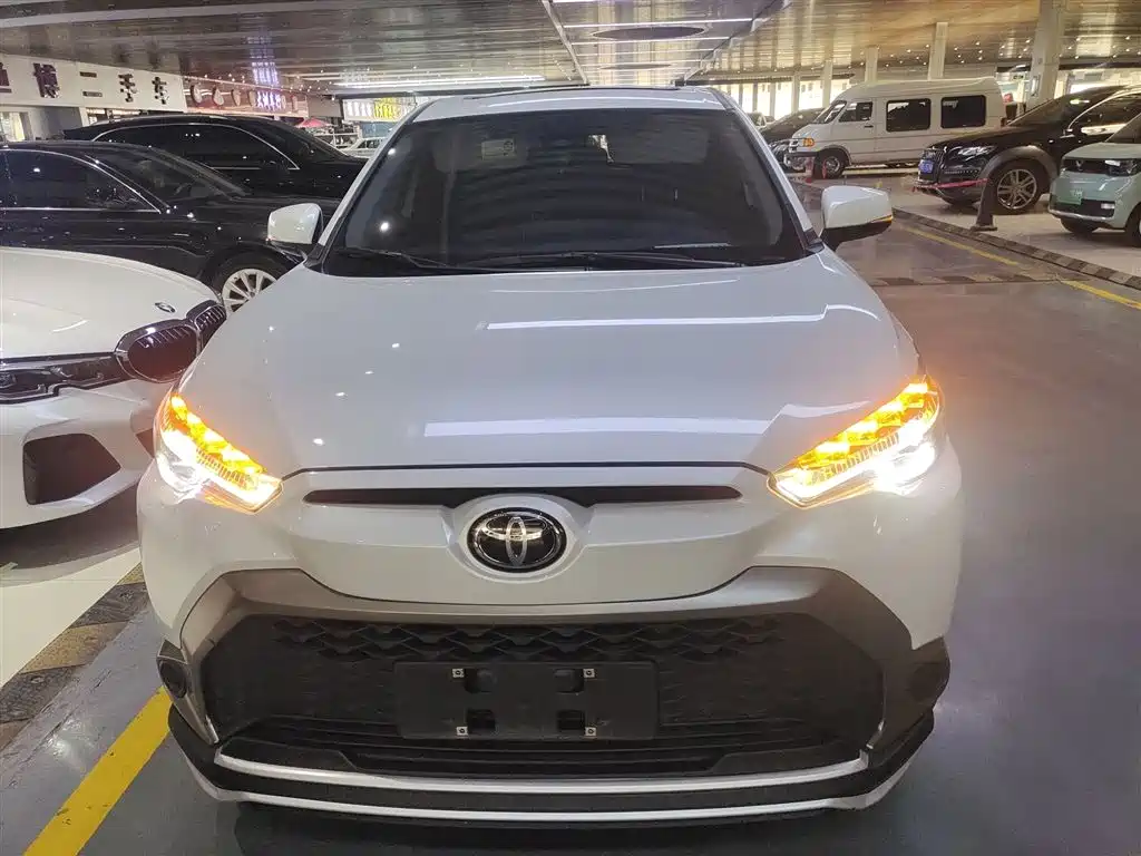 Frontlander 2.0 L CVT Luxury