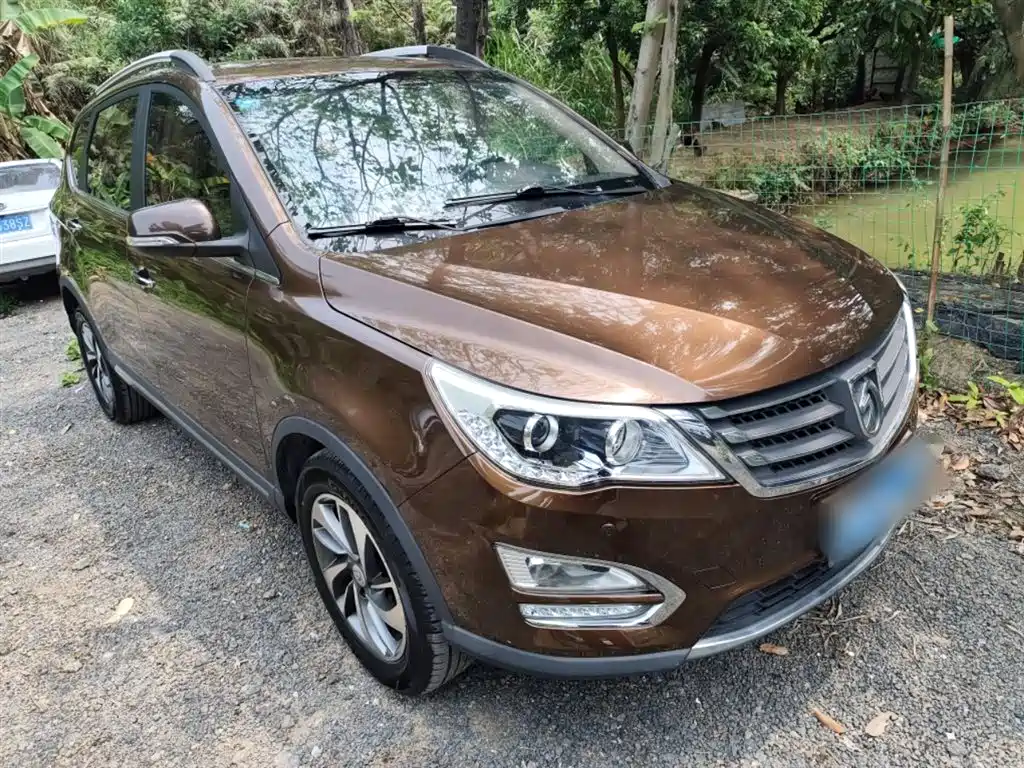 Baojun 560 1.8 L Manual Luxury
