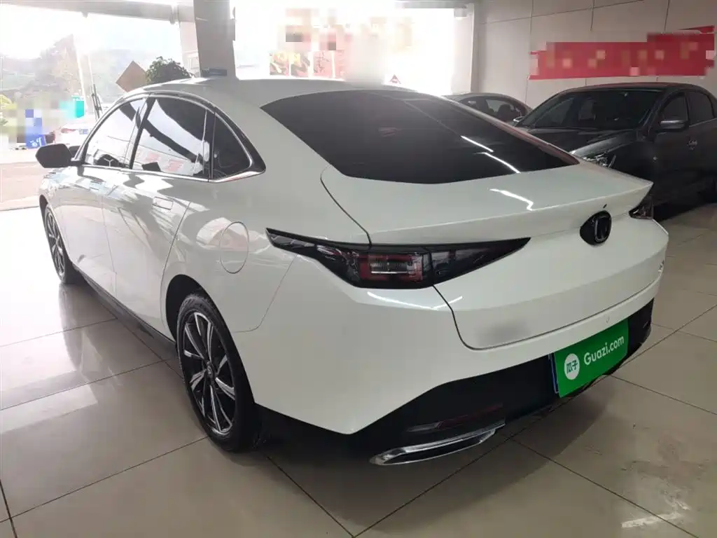 Eado 1.5 T GDI Auto Flagship