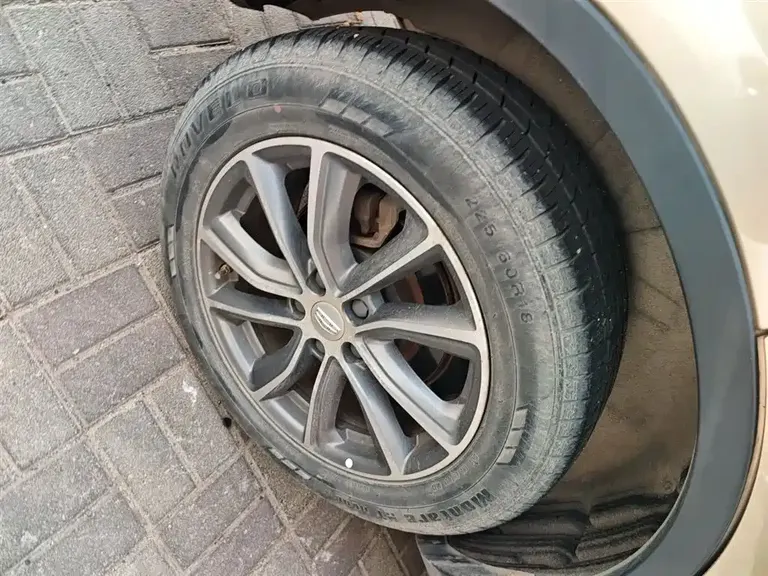 Geely Boyue 1.8 TD Manual 2 WD Connected 4 G Connected