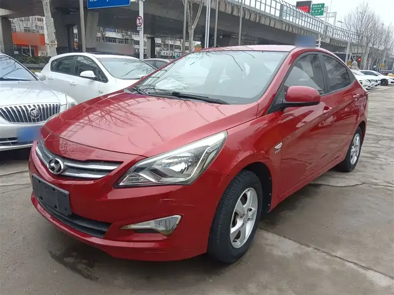 Hyundai Accent 1.4 L Auto Intelligent GLS