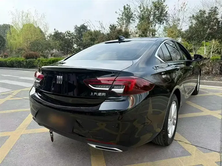 Buick Regal 25 T Super Enjoyment