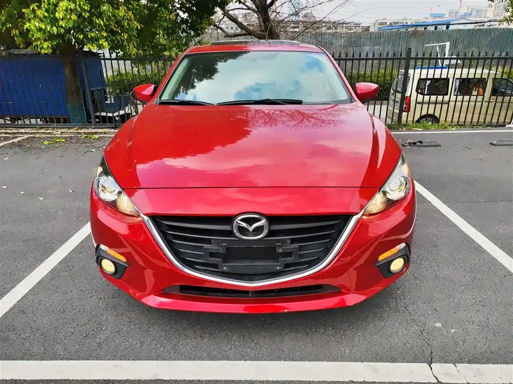 Mazda 3 Axela Sedan 2.0 L Auto Sport