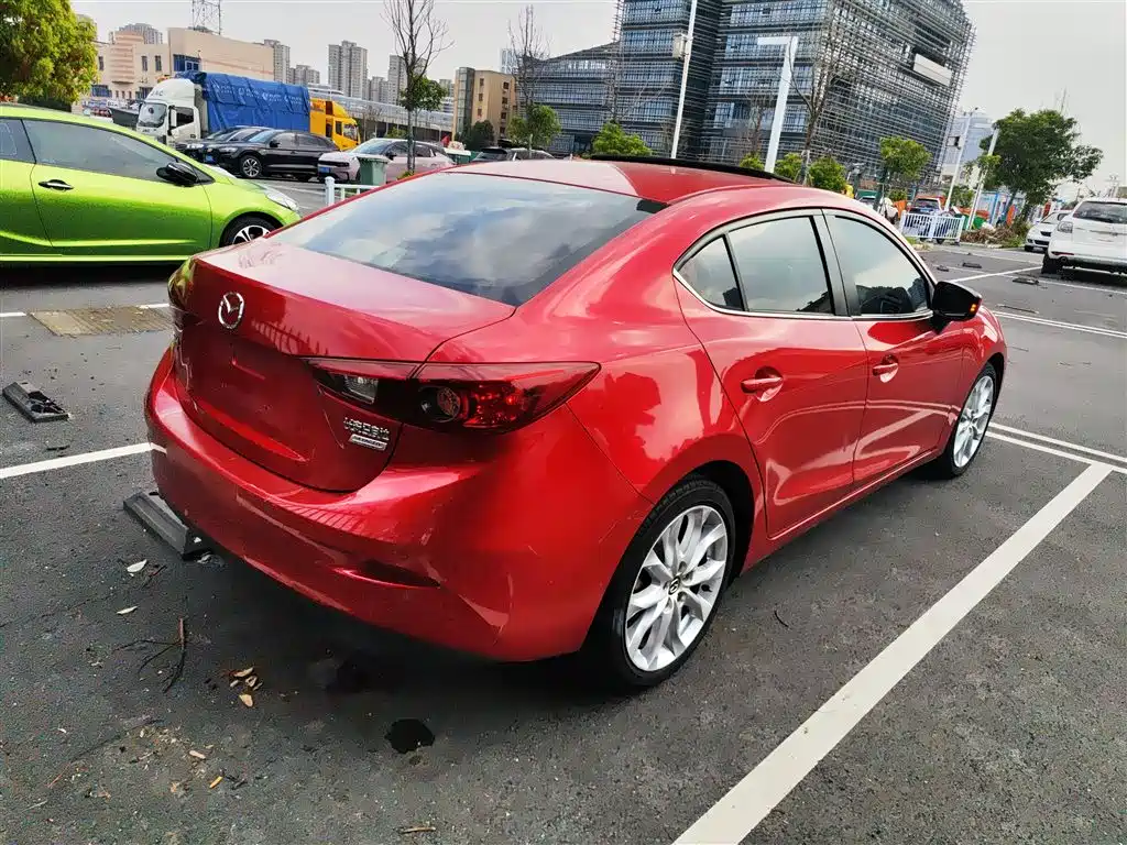 Mazda 3 Axela Sedan 2.0 L Auto Sport