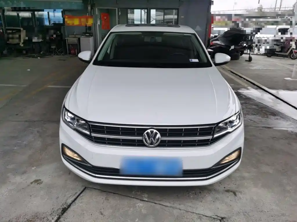 Bora 1.5 L Auto Comfort