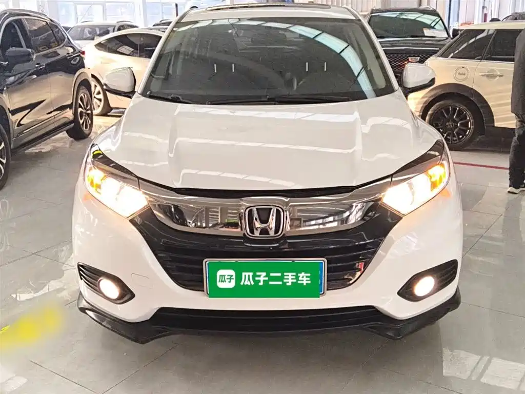 Vezel 1.5 L CVT Pioneer