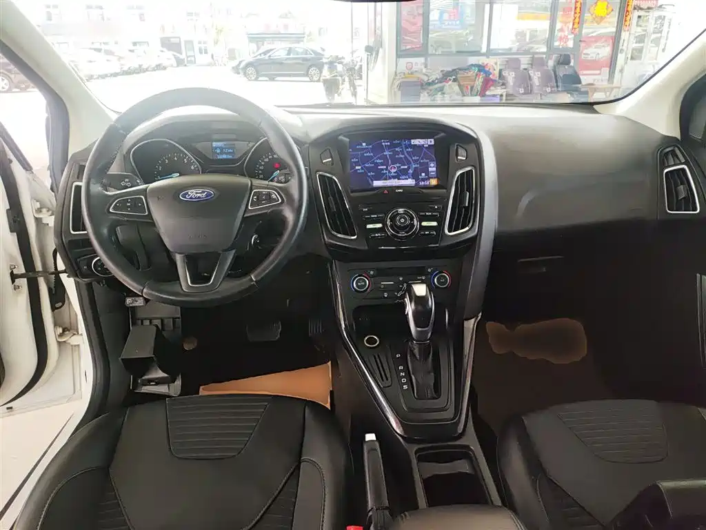 Focus Sedan 1.6 L Auto Style