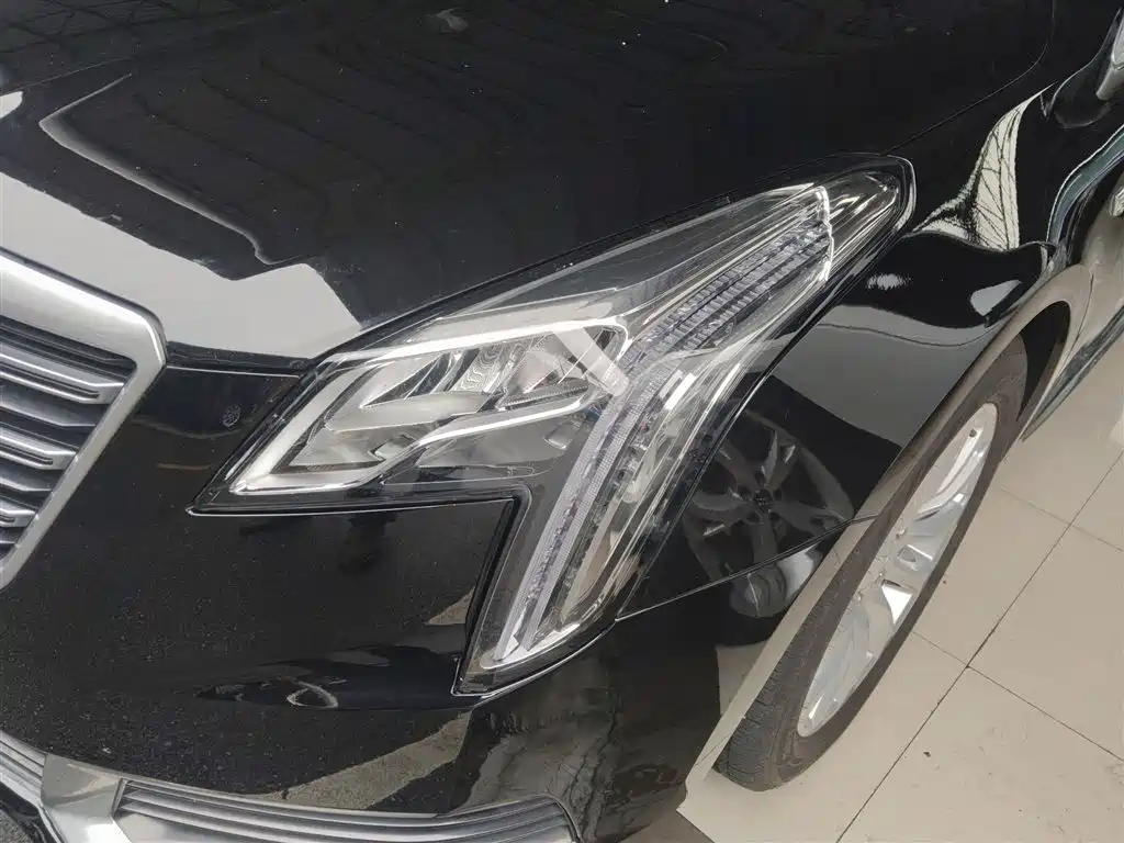 Cadillac XTS 28 T Tech