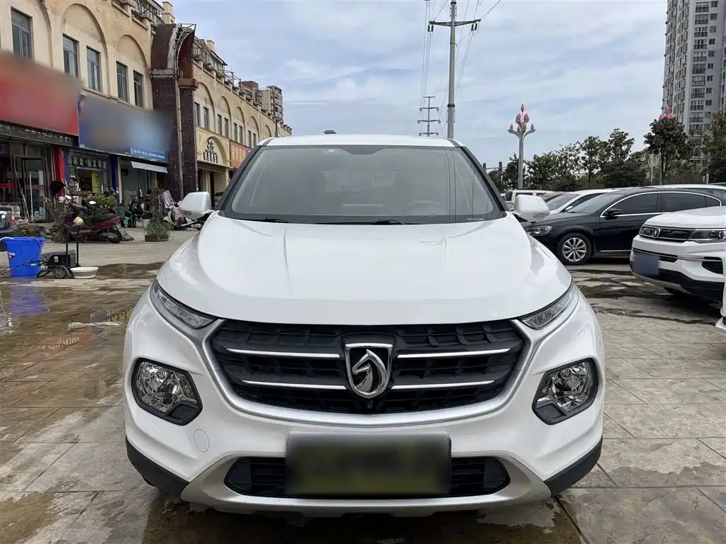 Baojun 510 1.5 L Manual Power Enjoyment 77 kW CN-VI