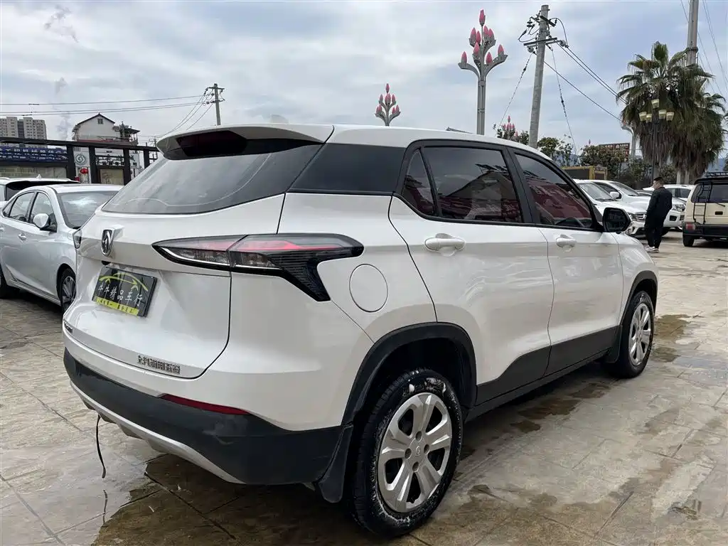 Baojun 510 1.5 L Manual Power Enjoyment 77 kW CN-VI