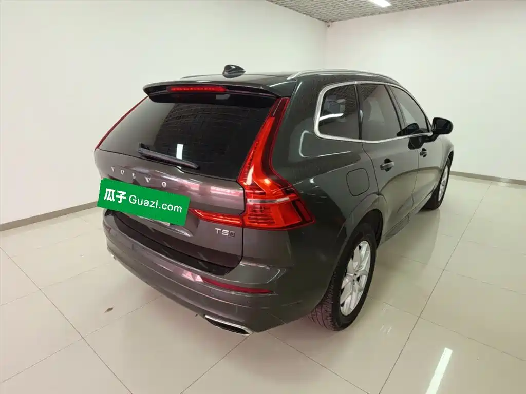 Volvo XC60 T5 4 WD Smart Ease CN-VI