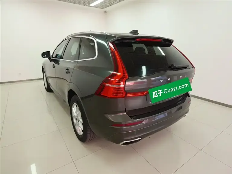 Volvo XC60 T5 4 WD Smart Ease CN-VI
