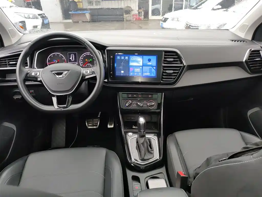 Jetta VS7 1.4 T Auto Joy