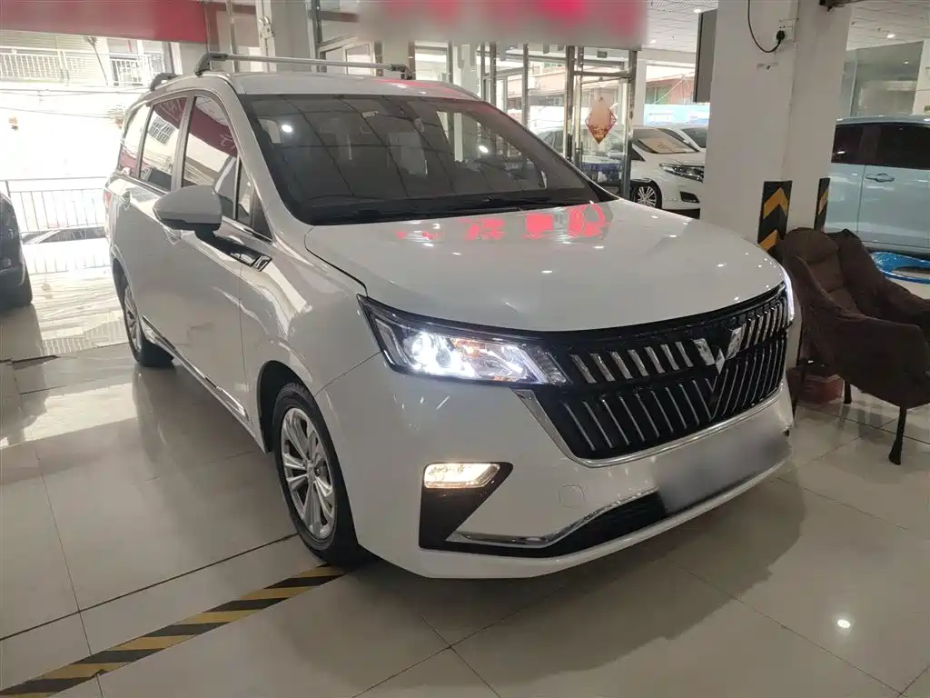 Wuling Jiachen 1.5 T CVT Smart Enjoyment Luxury