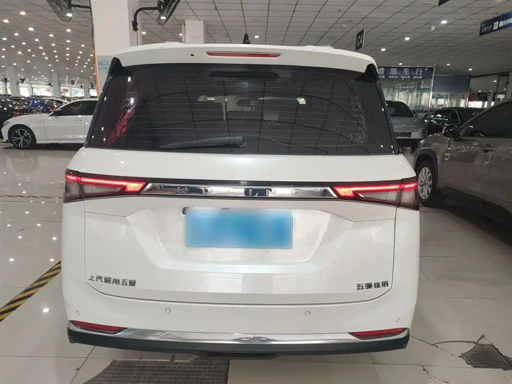 Wuling Jiachen 1.5 T CVT Smart Enjoyment Luxury