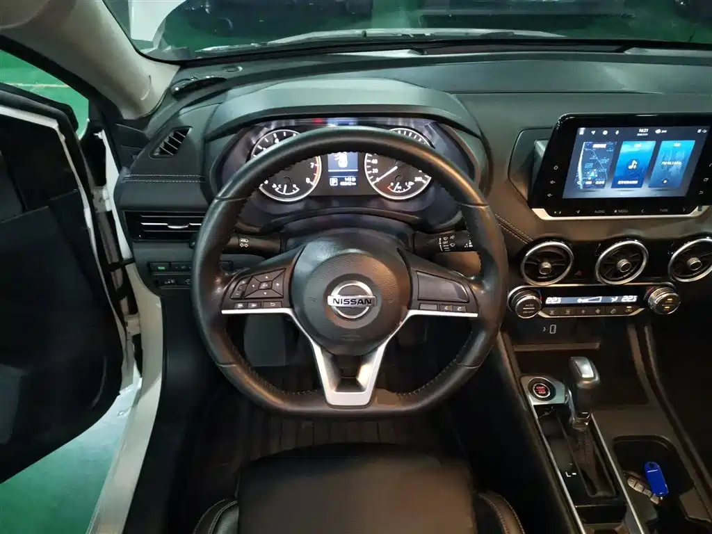 Sylphy 1.6 L XL CVT Joy