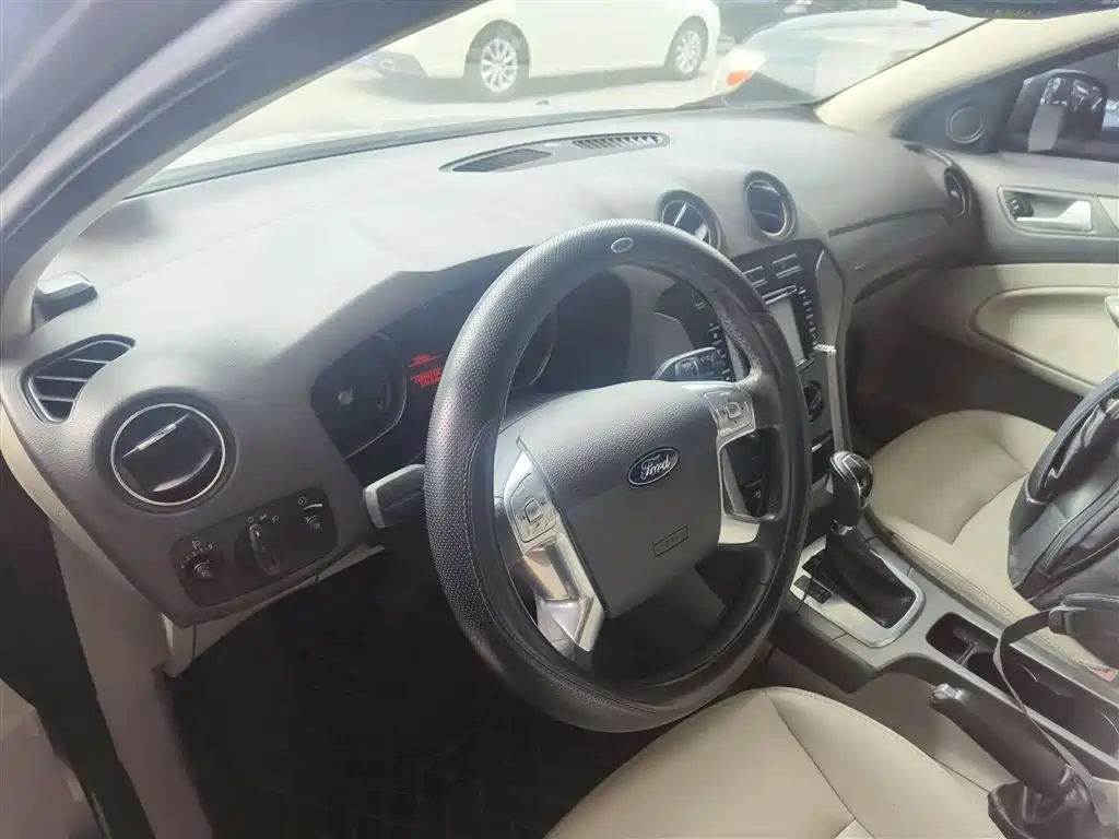 Mondeo (Zhisheng) 2.3 L Fashion