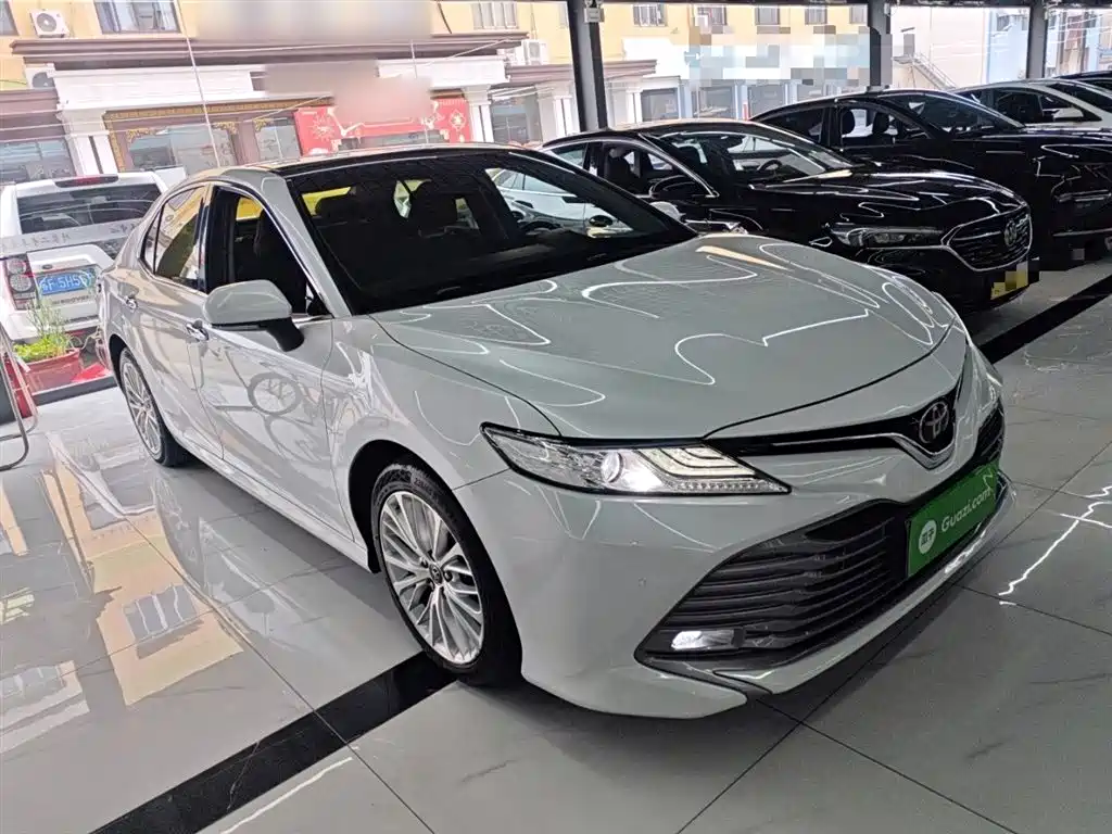 Camry 2.5 G Luxury