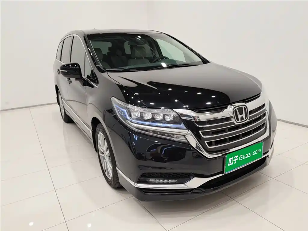 Elysion 2.0 L Hybrid Luxury