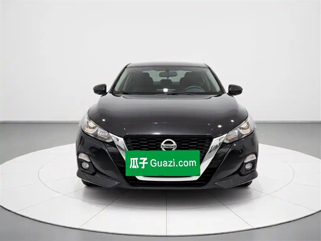 Teana 2.0 L XE Exclusive