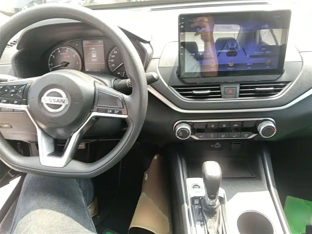 Teana 2.0 L XE Exclusive