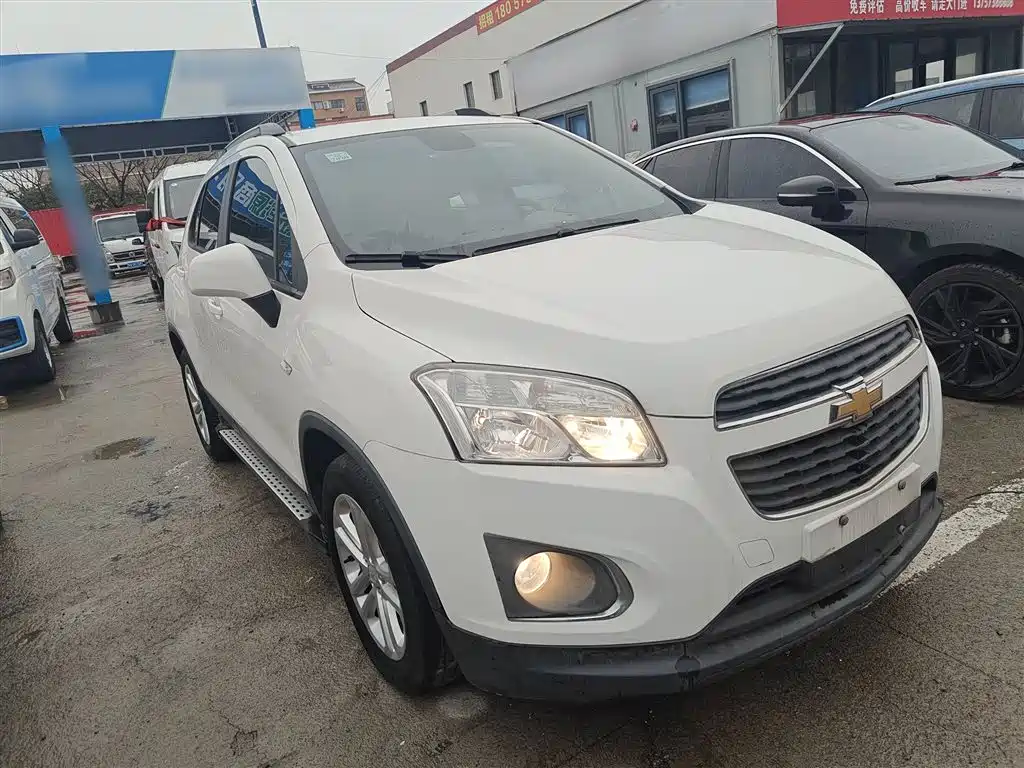 Tracker 1.4 T Auto 2 WD Comfort Sunroof