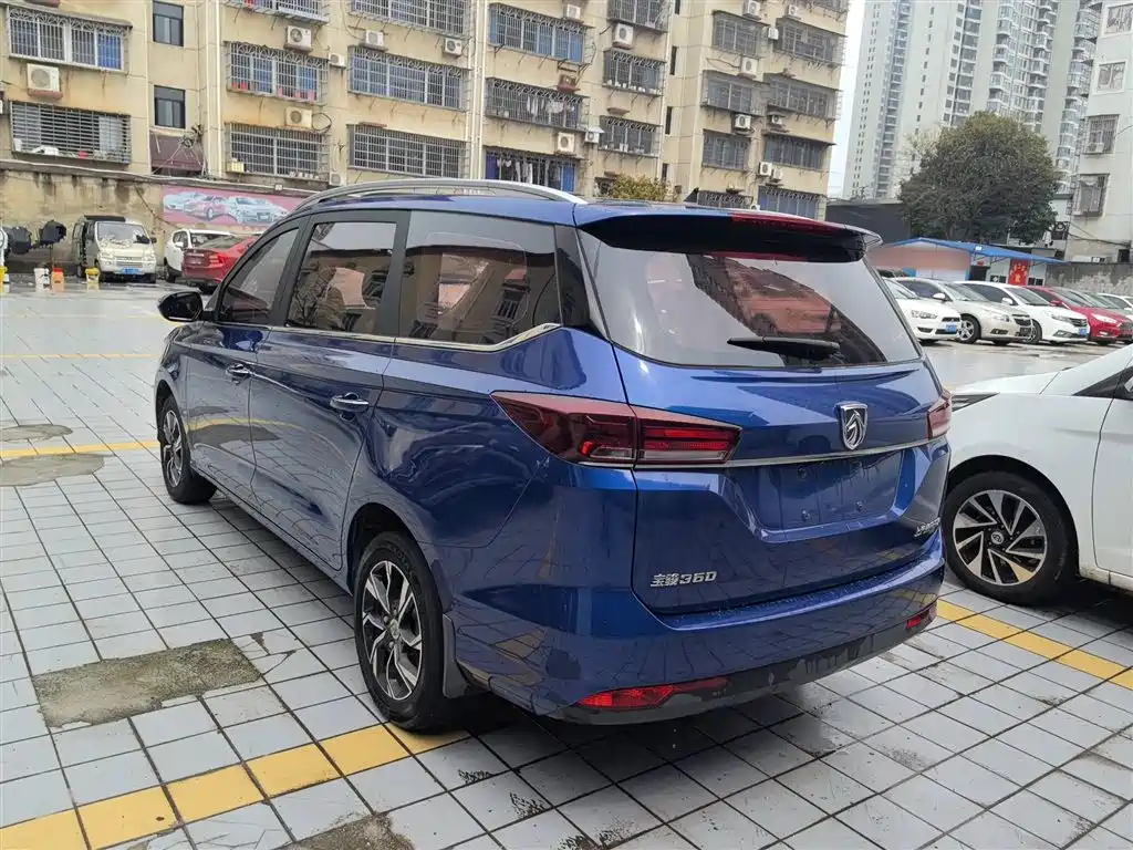 Baojun 360 1.5 L Auto Luxury CN-V