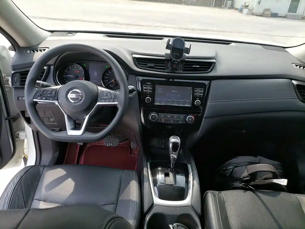 X-Trail 2.0 L CVT Comfort 2 WD