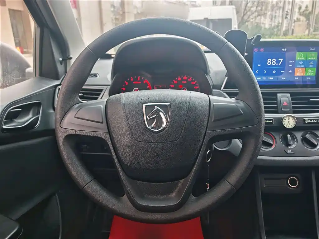 Baojun 310 1.2 L Manual Value