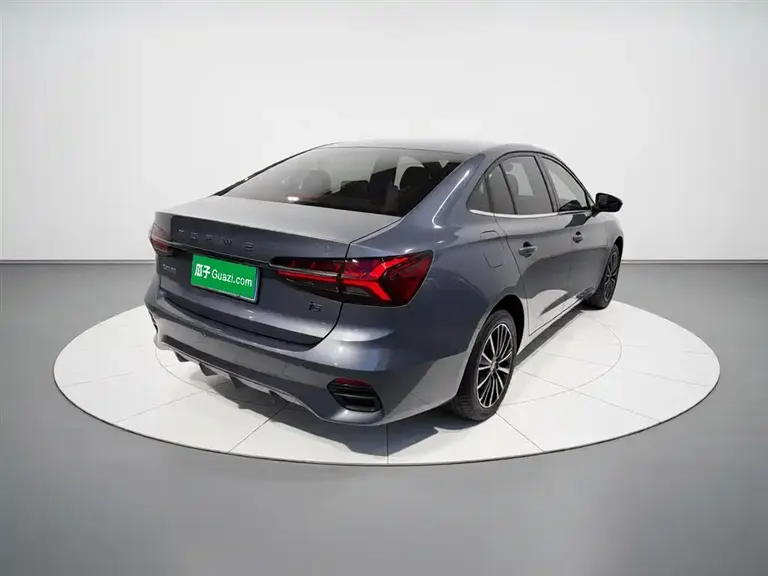 Roewe i5 Facelift 1.5 L CVT Diamond