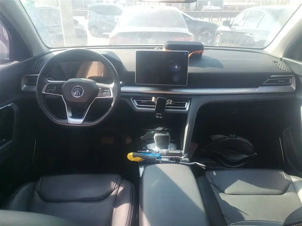 Song Pro 1.5 T Auto Elite