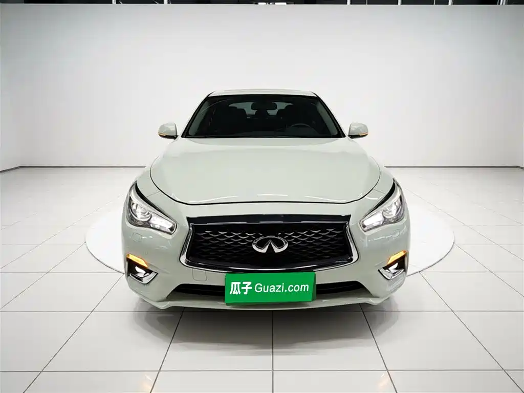 Infiniti Q50 L 2.0 T Comfort Enjoyment CN-VI