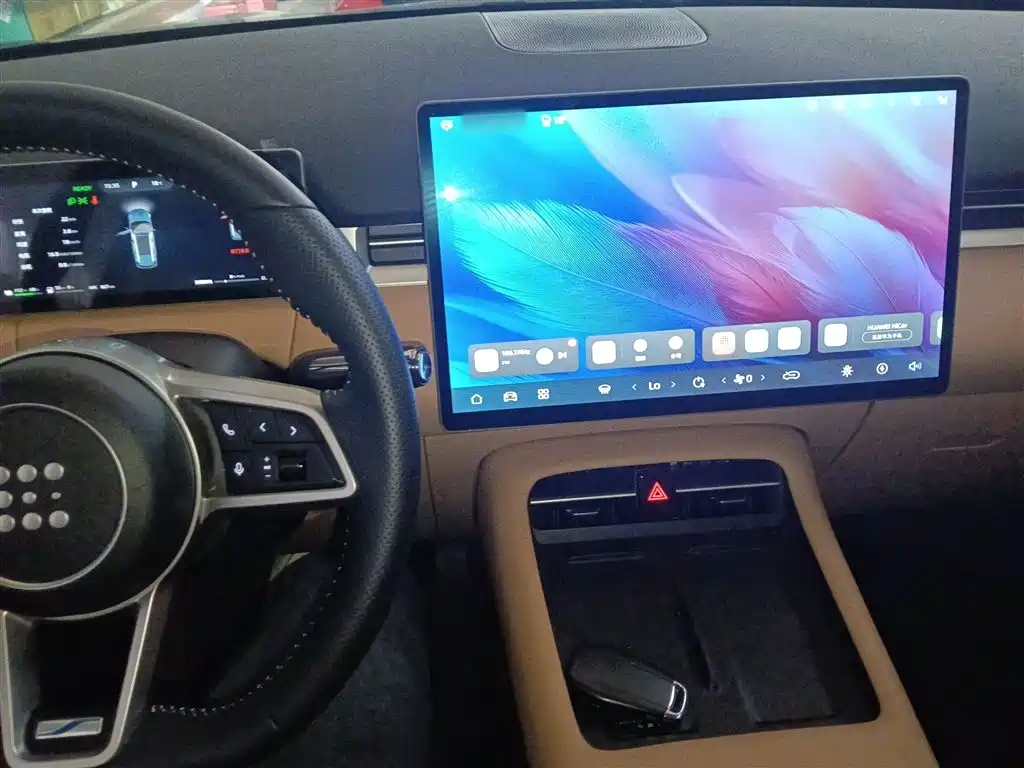 Landian E5 PLUS 蓝电E5 PLUS 2025款 165 km 长续航版 7座