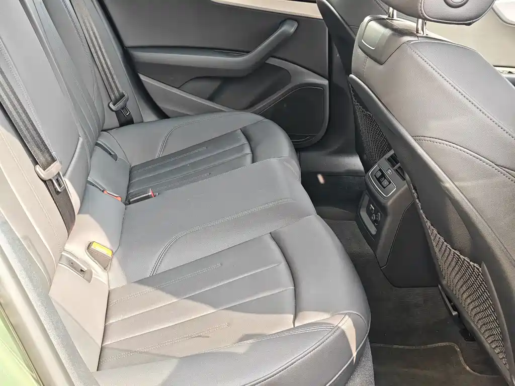 Audi A5 (Import) Sportback 40 TFSI Fashion Dynamic