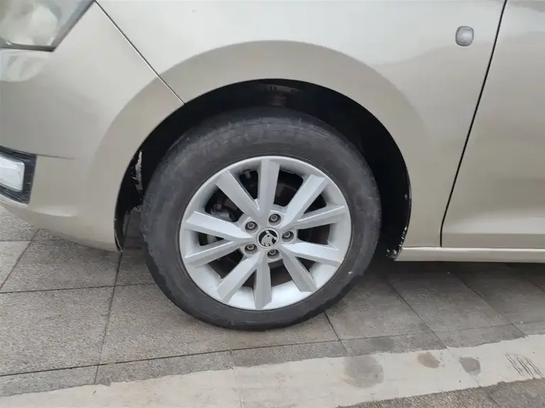 Skoda Rapid 1.6 L Manual Creation