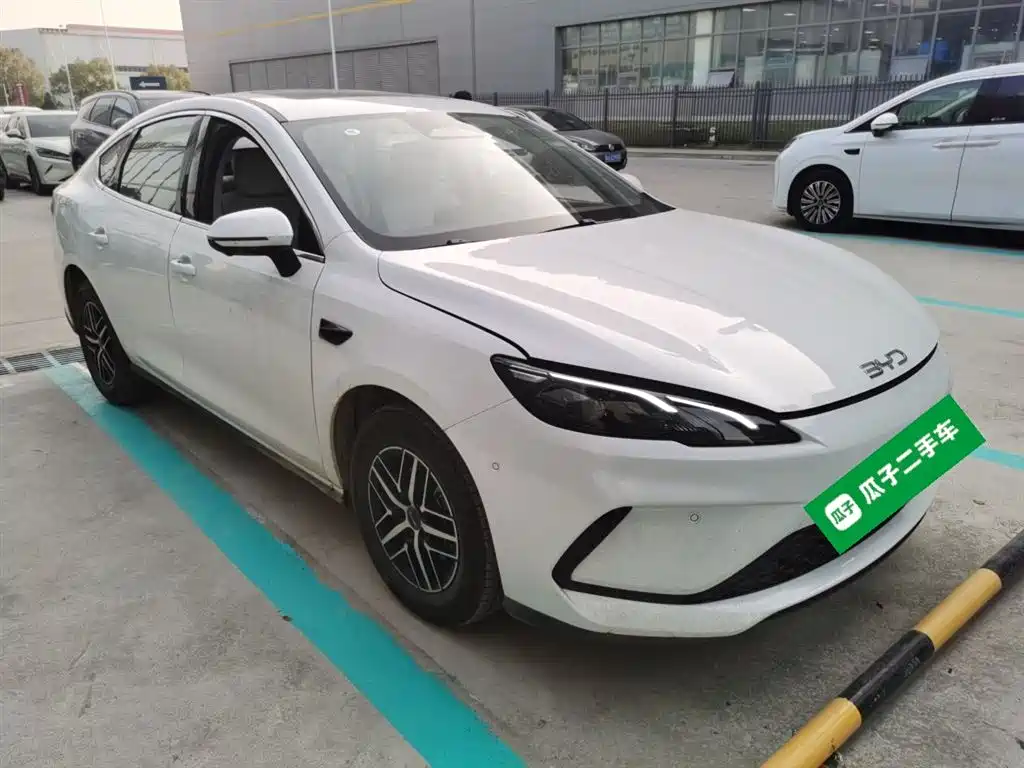 Seal 05 DM-i DM-i Smart Drive 120 KM Flagship