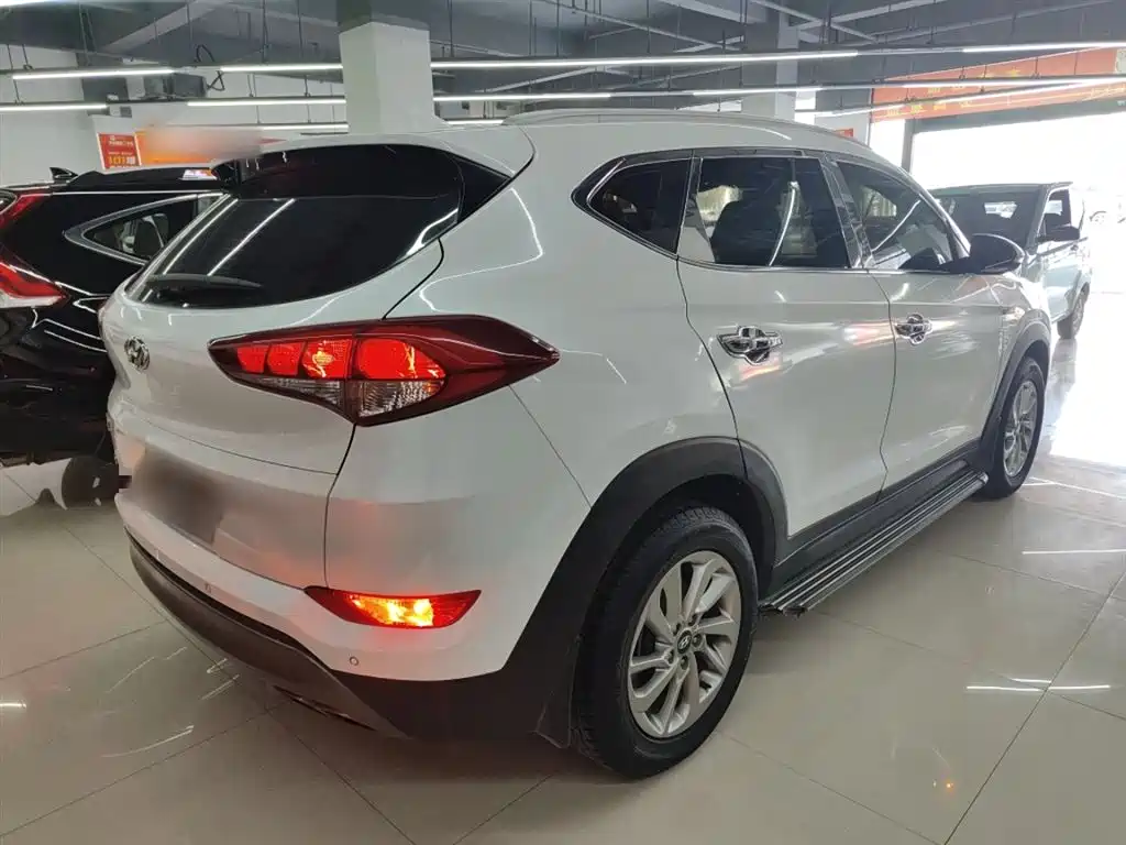 Tucson 1.6 T DCT 2 WD Intelligent