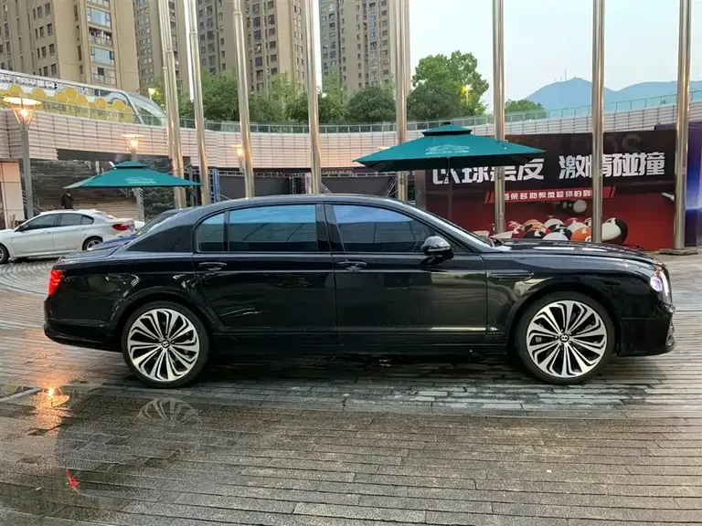 Bentley Flying Spur 6.0 T Limited