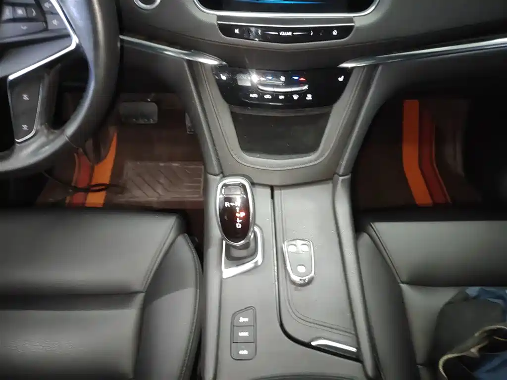 Cadillac XT5 28 E 4 WD Tech