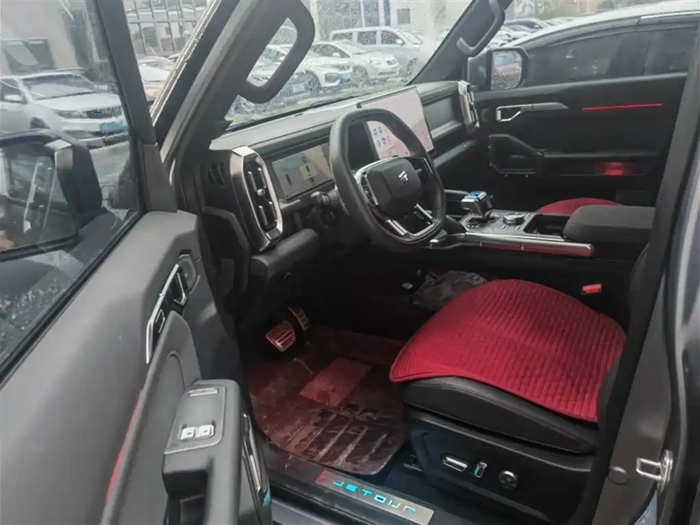 Jetour Traveller 2.0 T 4 WD Conquer PRO