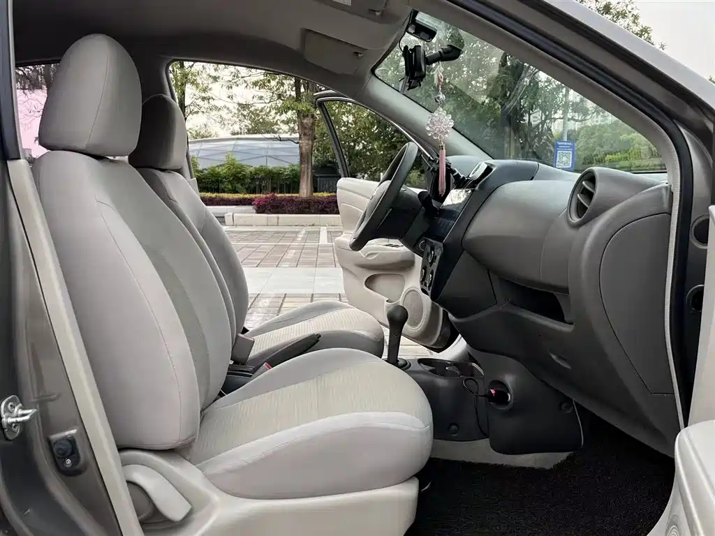 Sunny 1.5 XE CVT Elite