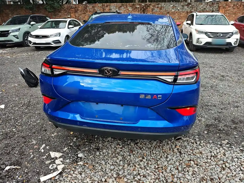 Sehol A5 思皓A5 2022款 1.5 T CVT青春版